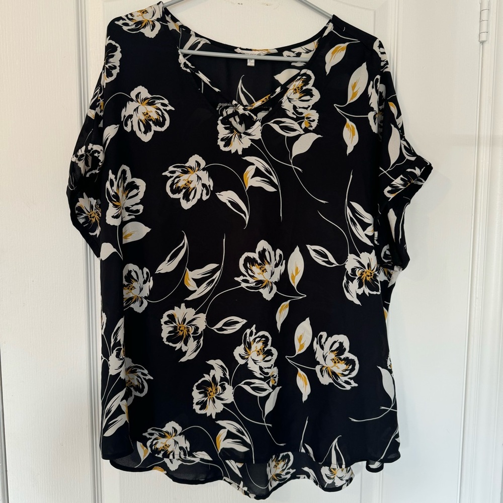 Floral Black and White Women's Top